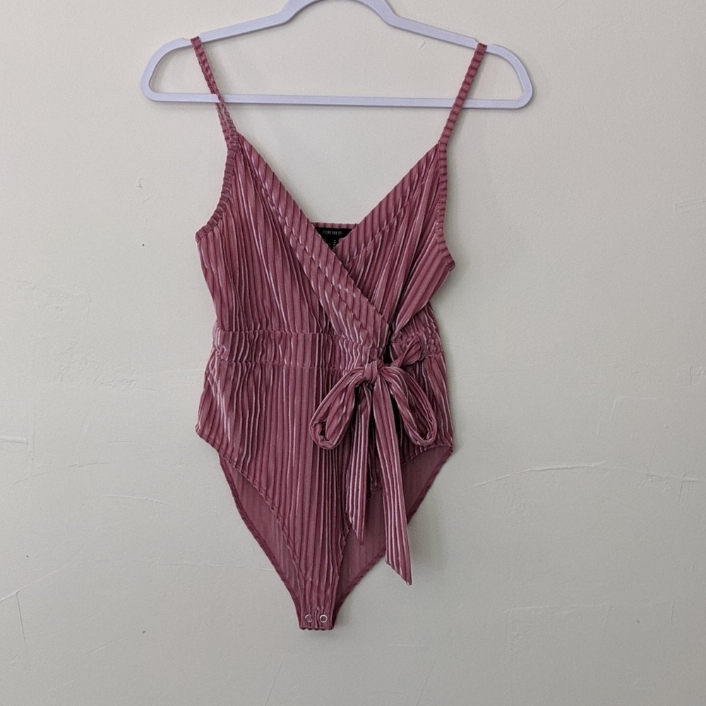 Forever21 rose pink bodysuit